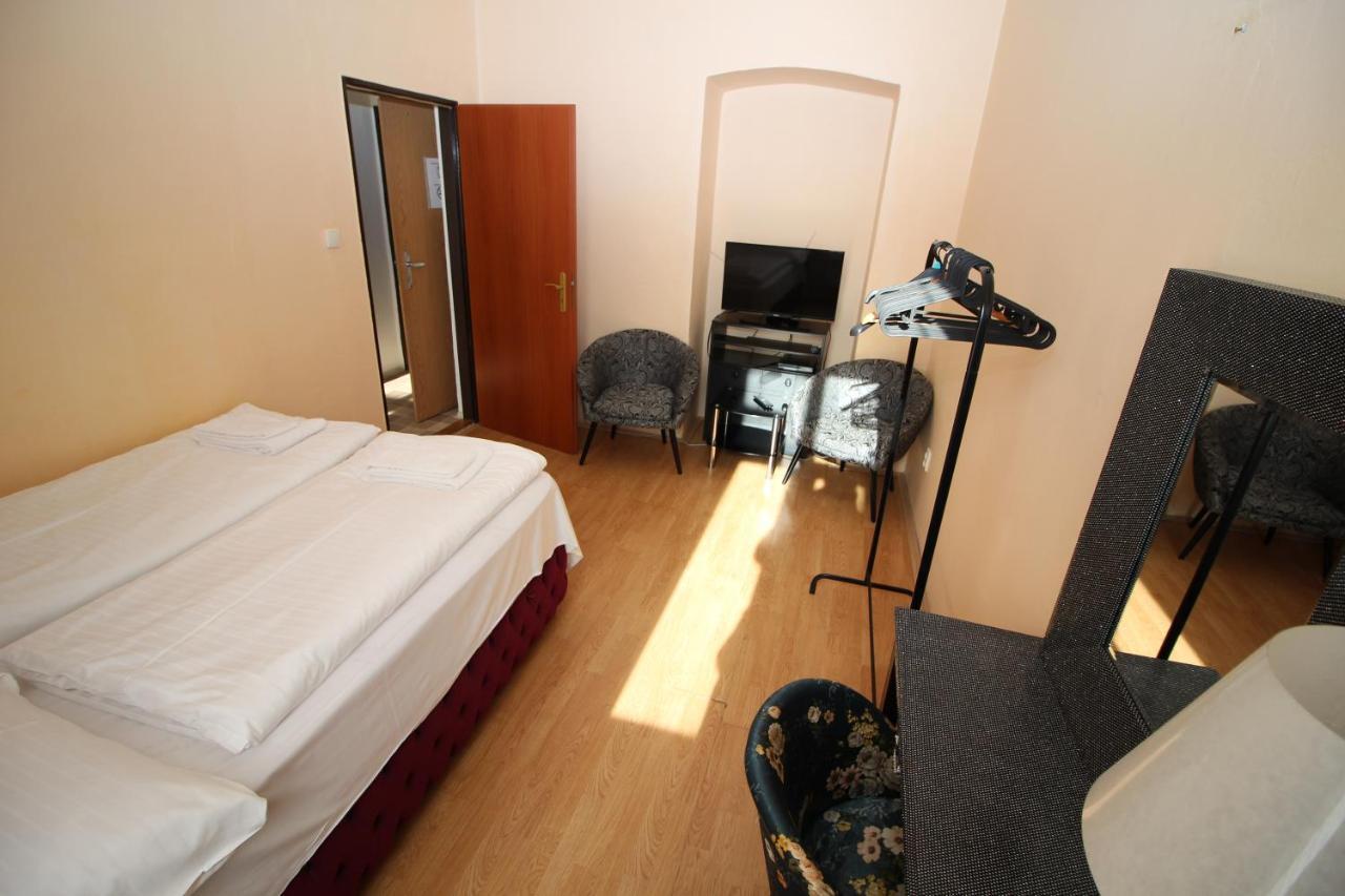 Residence Praha Aparthotel エクステリア 写真